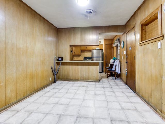 2804 S 5th Street, Garland, TX 75041