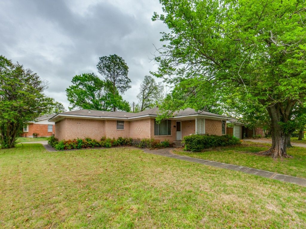 2804 S 5th Street, Garland, TX 75041