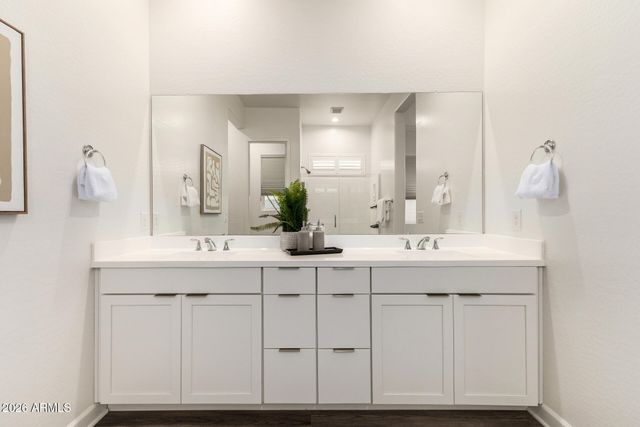 11048 E Utah Avenue, Mesa, AZ 85212