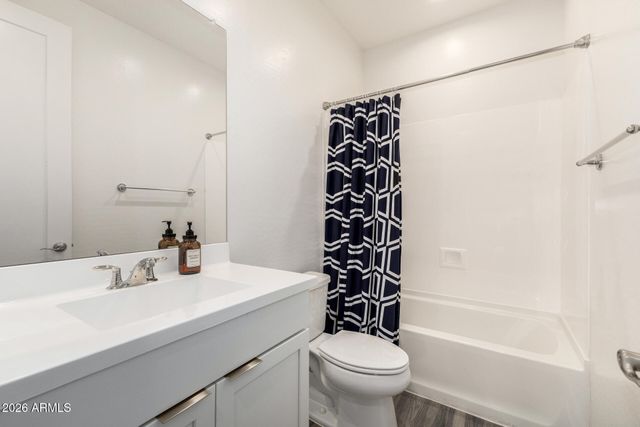 11048 E Utah Avenue, Mesa, AZ 85212