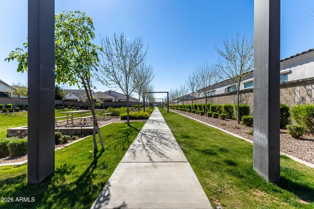 11048 E Utah Avenue, Mesa, AZ 85212