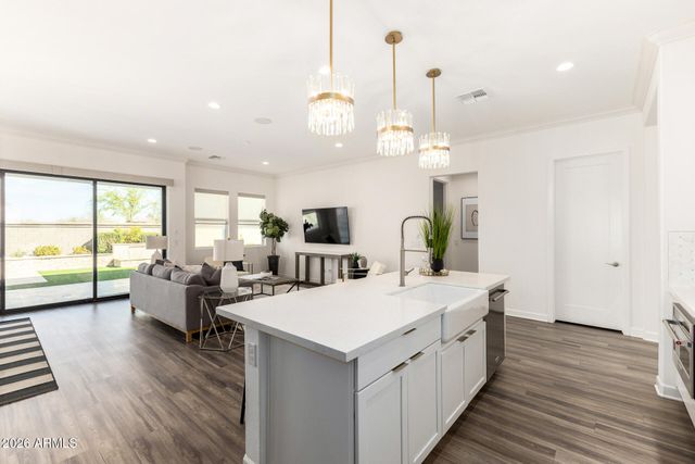 11048 E Utah Avenue, Mesa, AZ 85212