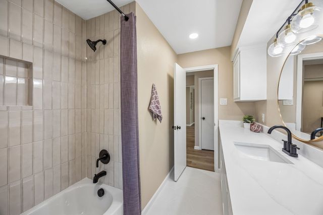 1725 Bardfield Avenue, Garland, TX 75041