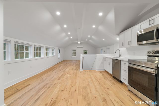523 Danbury Road C, Wilton, CT 06897