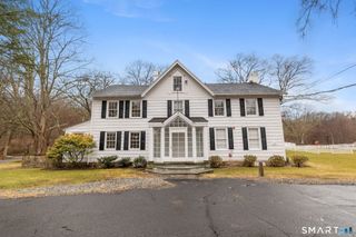 523 Danbury Road C, Wilton, CT 06897