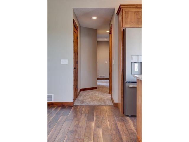 453 Coyote Way, New Richmond, WI 54017