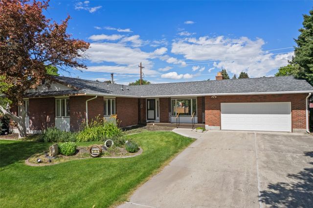 210 N Walnut Street, Townsend, MT 59644