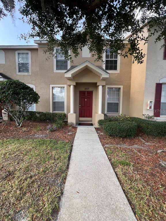 1407 LYONSHIRE DRIVE, Wesley Chapel, FL 33543