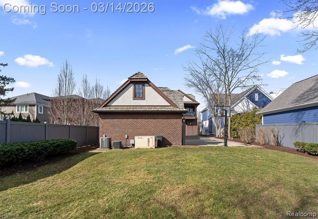 600 Woodland Street, Birmingham, MI 48009