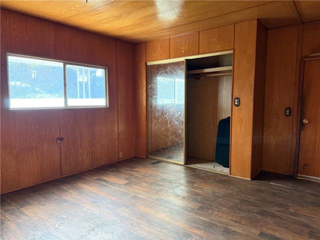 1536 S State St 48, Hemet, CA 92543