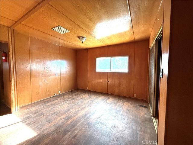 1536 S State St 48, Hemet, CA 92543