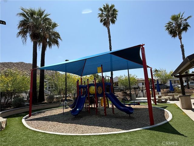 1536 S State St 48, Hemet, CA 92543