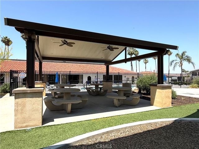1536 S State St 48, Hemet, CA 92543