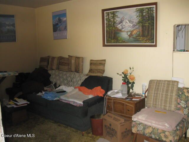 1188 Whiskey Jack Rd, Sandpoint, ID 83864