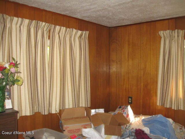 1188 Whiskey Jack Rd, Sandpoint, ID 83864