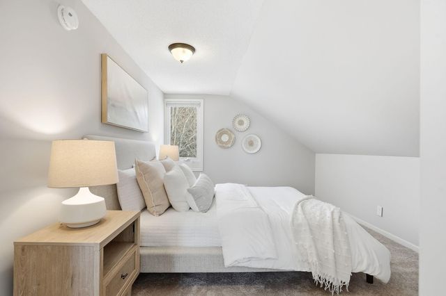 5630 25th Avenue S, Minneapolis, MN 55417