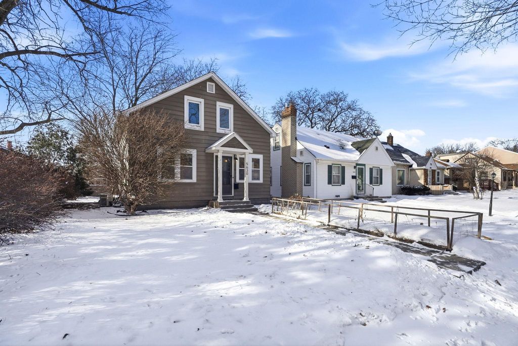 5630 25th Avenue S, Minneapolis, MN 55417