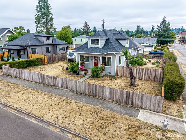 6447 S Warner Street, Tacoma, WA 98404