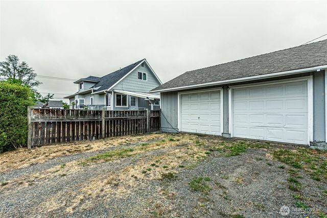 6447 S Warner Street, Tacoma, WA 98404