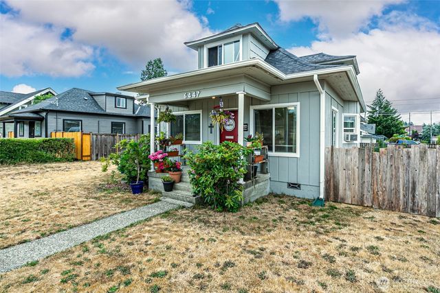 6447 S Warner Street, Tacoma, WA 98404