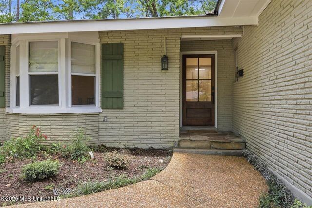 1786 Brecon Drive, Jackson, MS 39211