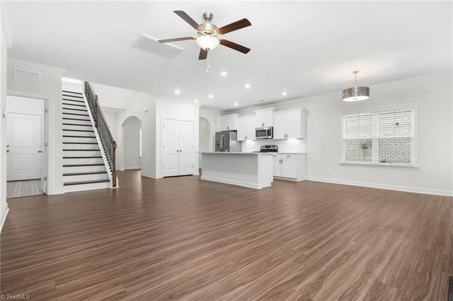 5512 Glad Acres Road, Pfafftown, NC 27040