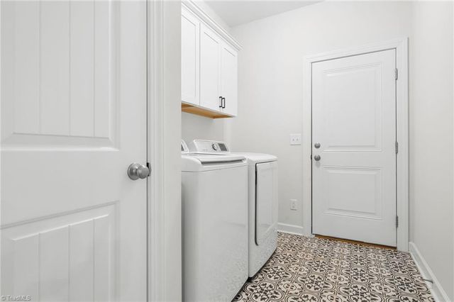 5512 Glad Acres Road, Pfafftown, NC 27040