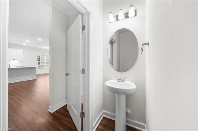 5512 Glad Acres Road, Pfafftown, NC 27040