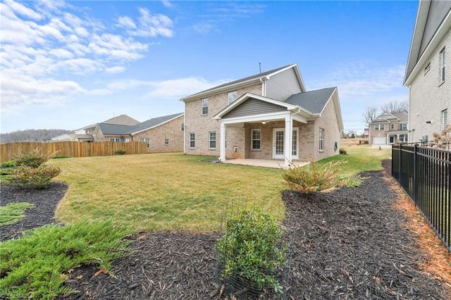 5512 Glad Acres Road, Pfafftown, NC 27040