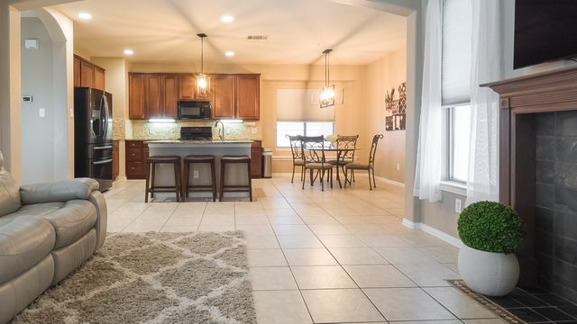 1144 Spanish Moss Drive, Savannah, TX 76227