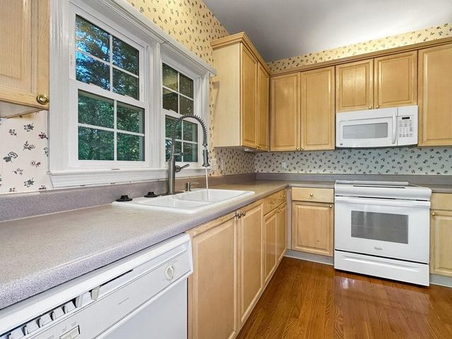 1262 Channel Park SW, Marietta, GA 30064