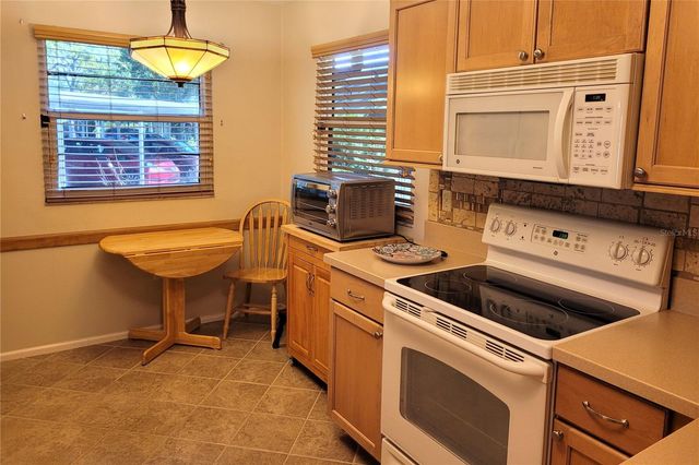 5071 BARRINGTON CIRCLE 1602, Sarasota, FL 34234