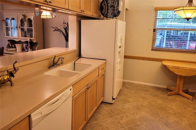 5071 BARRINGTON CIRCLE 1602, Sarasota, FL 34234