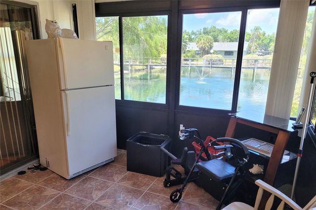 5071 BARRINGTON CIRCLE 1602, Sarasota, FL 34234