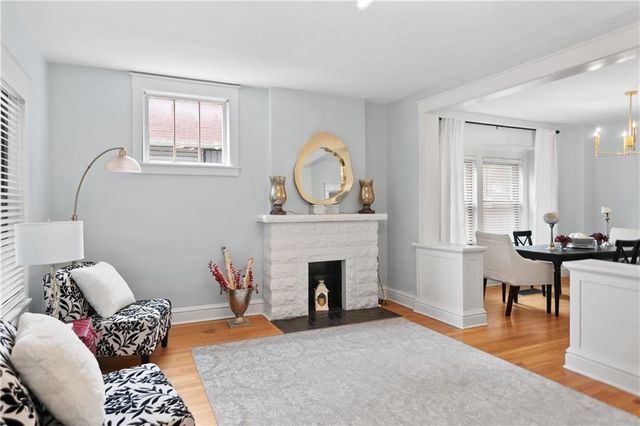 4004 Bell Street, Kansas City, MO 64111