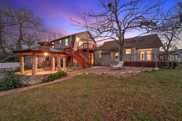 111 E 2nd ST, Georgetown, TX 78626