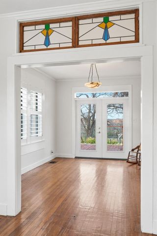 111 E 2nd ST, Georgetown, TX 78626