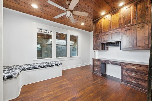 111 E 2nd ST, Georgetown, TX 78626