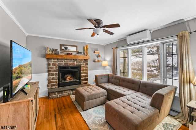 27 Condict Rd, Roxbury Twp., NJ 07850