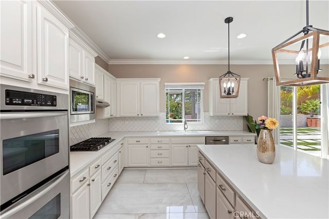 8851 Soothing Court, Corona, CA 92883