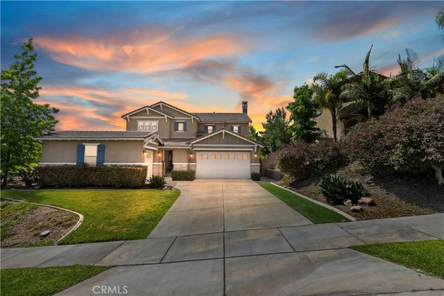 8851 Soothing Court, Corona, CA 92883