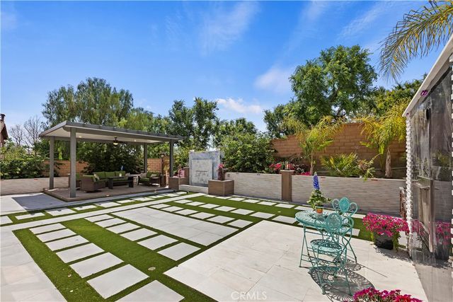 8851 Soothing Court, Corona, CA 92883