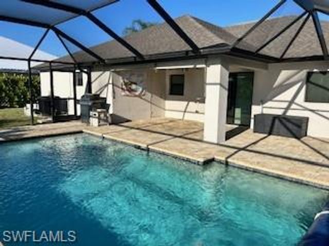 2136 SW 8th PL, Cape Coral, FL 33991
