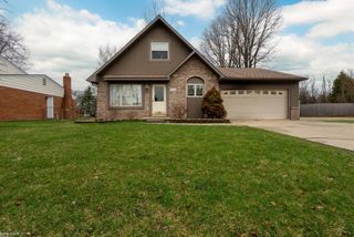 33153 Palmetto Drive, Chesterfield Twp, MI 48047