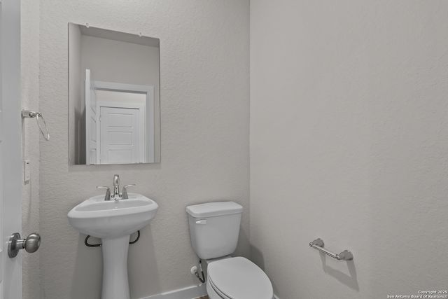 6510 Bufflehead Bend, Leon Valley, TX 78240