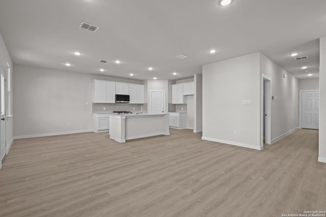 6510 Bufflehead Bend, Leon Valley, TX 78240