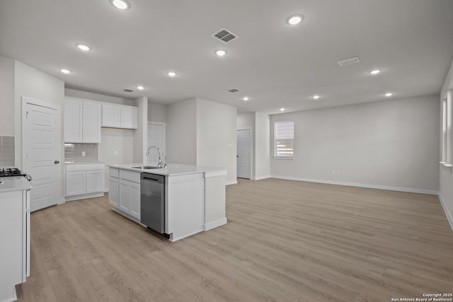 6510 Bufflehead Bend, Leon Valley, TX 78240