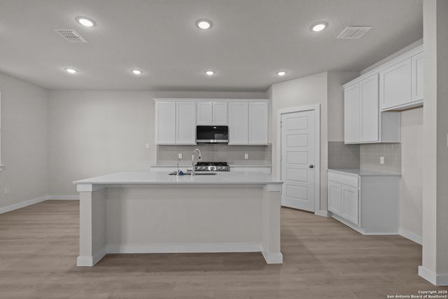 6510 Bufflehead Bend, Leon Valley, TX 78240