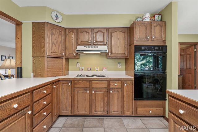 5 Wolf Creek Court, St Peters, MO 63376