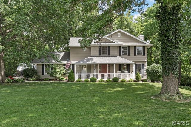 5 Wolf Creek Court, St Peters, MO 63376